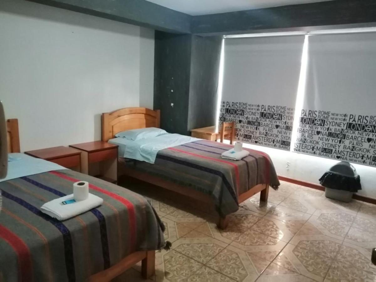 Hostal Dulzura Caraz Exterior photo
