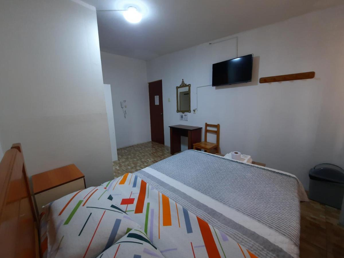 Hostal Dulzura Caraz Exterior photo