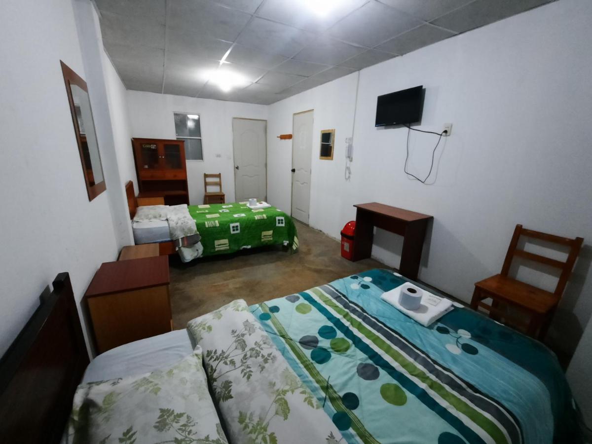 Hostal Dulzura Caraz Exterior photo